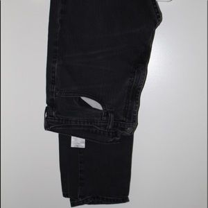 Ripped Levi’s Back Denim Jeans